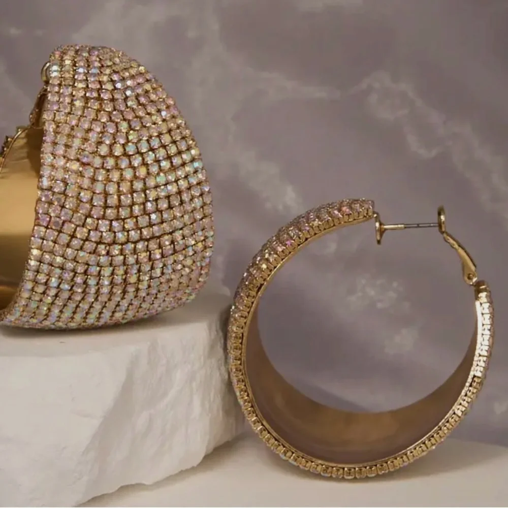 Elegant Gold and Pink Crystal Hoop Earrings - Picture 1 of 1
